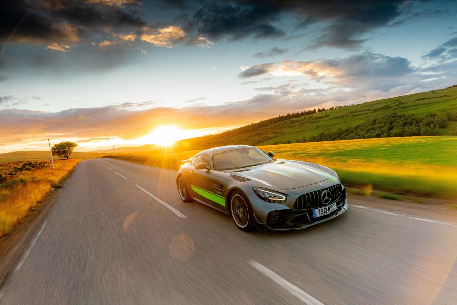  Mercedes-AMG GT R PRO (C190) 2019 года  (UK) (фото 11 из 40)